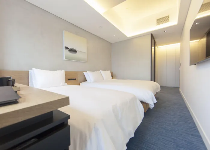Hop Myeongdong 酒店 3*