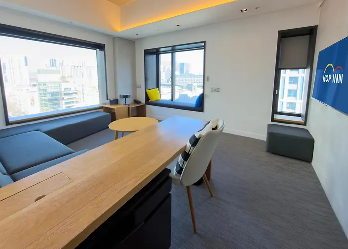 Hop Myeongdong 3* 首爾